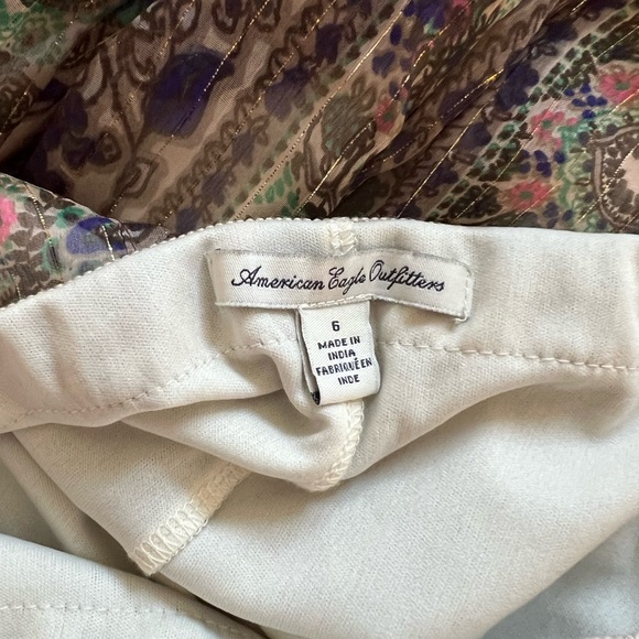 AEO MINI SKIRT 6
Stretchy liner - Picture 6 of 6